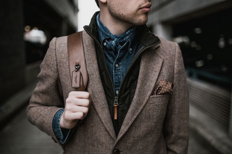 Veste homme Andrew Neel Unsplash